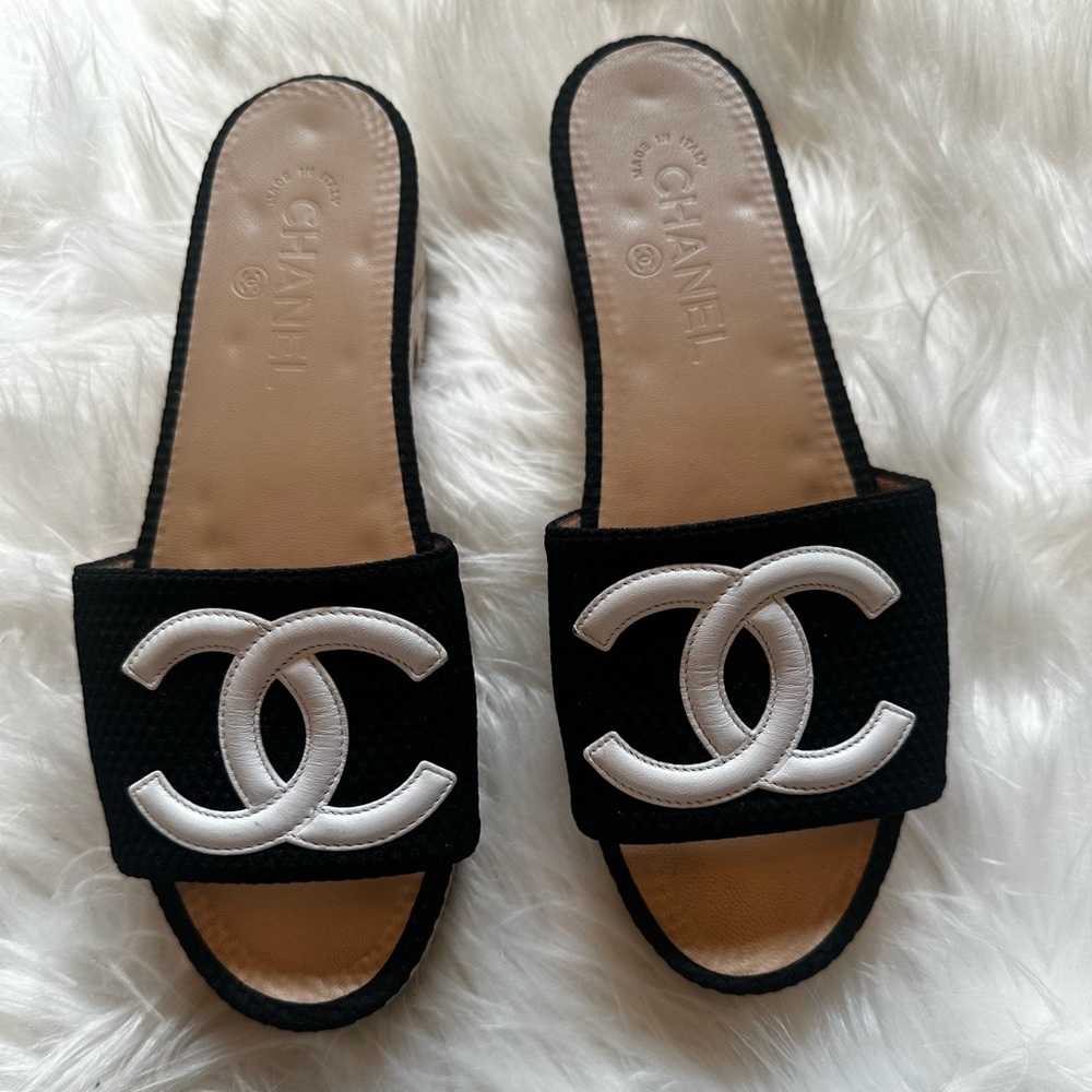 ***SOLD***AUTHENTIC CHANEL LOGO WOOD INTERLOCKING CC SLIDES